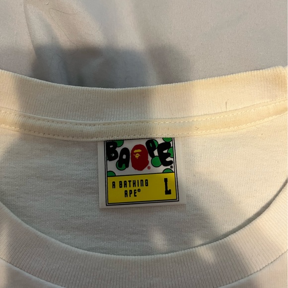 White Men’s Bape T-shirt - Picture 2 of 4